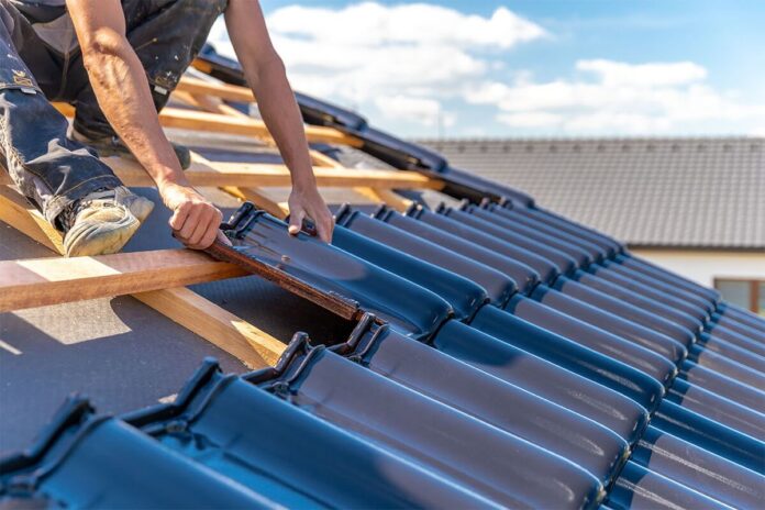 6 Tough Materials Roofers Swear By to Handle Any Weather (2)
