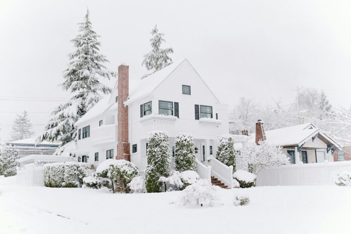 The Ultimate Guide to Preparing Your Home for Seasonal Temperature Swings