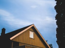 How Thoughtful Upkeep Creates a Home That Ages Well