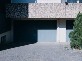 How to Maintain Safety with Proper Garage Door Repairs